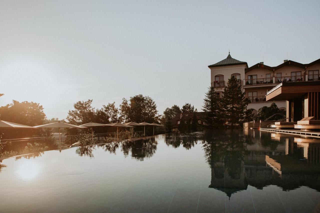 بيرجيم Genussdorf Gmachl - Hotel & Spa المظهر الخارجي الصورة