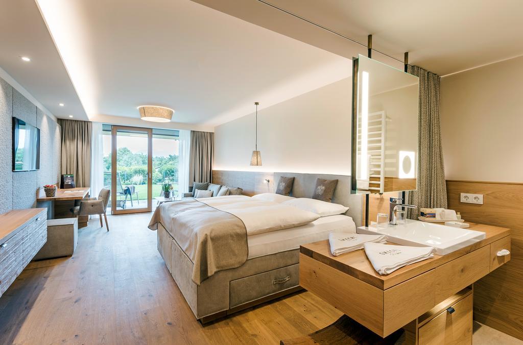 بيرجيم Genussdorf Gmachl - Hotel & Spa المظهر الخارجي الصورة